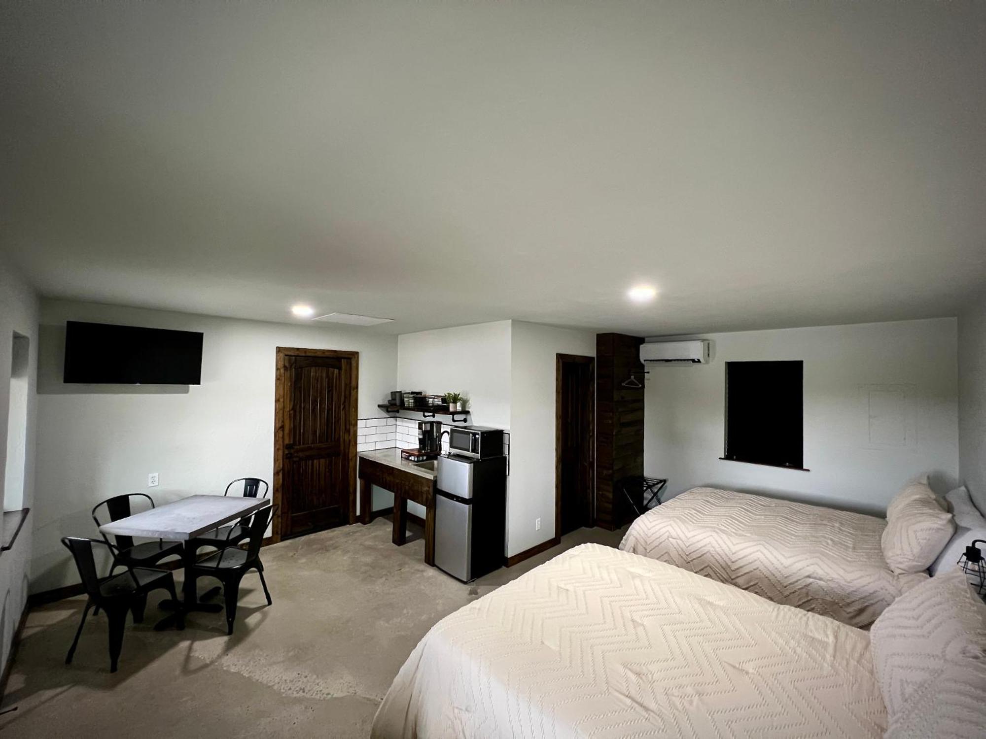 The Rocky Retreat Motel Cookson ภายนอก รูปภาพ